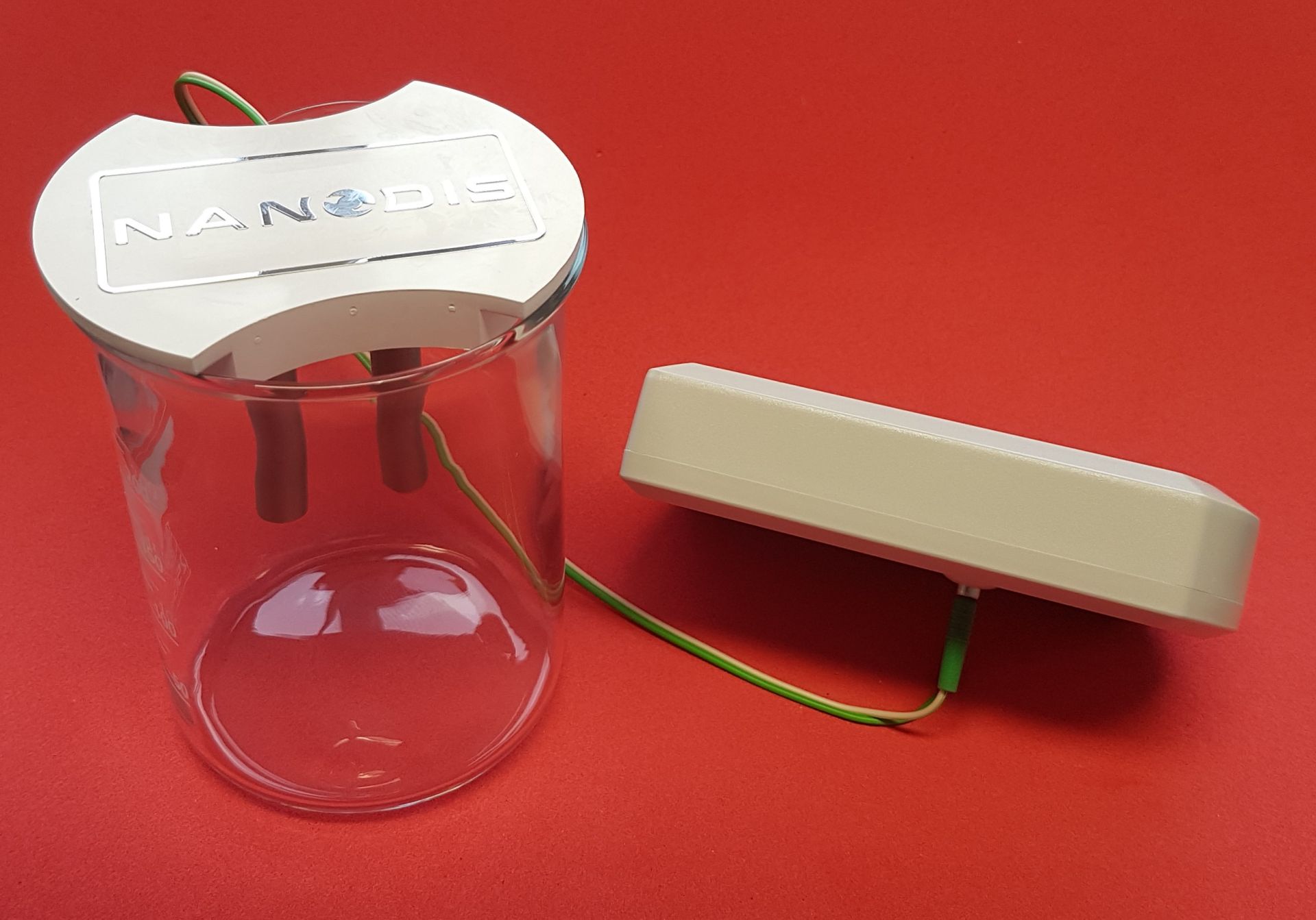 NeueWeltShop_Universalhalter_8mm_Nanodis3