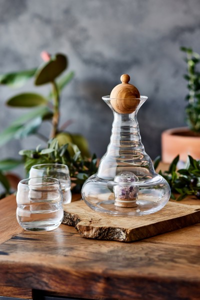 NeueWeltShop_alladin_karaffe_edelsteinf_Olivenholzdeckel_1_2_L_2